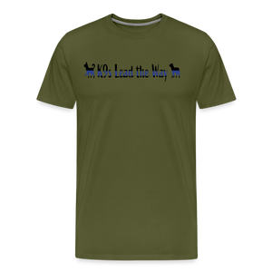 K9s Lead the Way - Police - Men's Premium T-Shirt - olive green