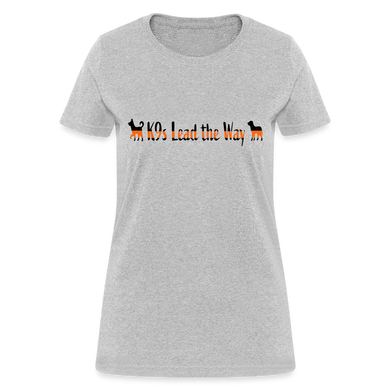 K9s Lead the Way - SAR - Women's T-Shirt - heather gray